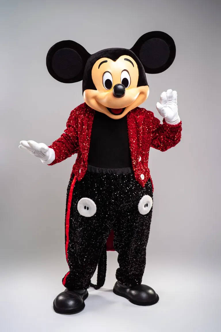 inchiriere mascota Mickey Mouse Seeria Events, costum rosu autentic Disney pentru petreceri copii și evenimente tematice